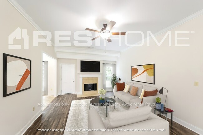 Foto del edificio - 5205 Meadow Lake Cir