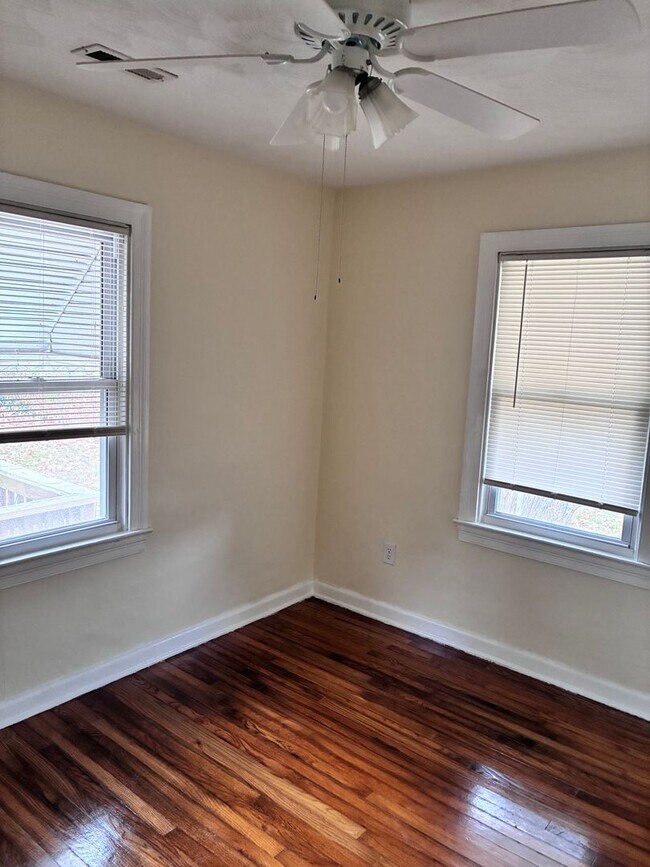 Foto del edificio - 840 32nd St