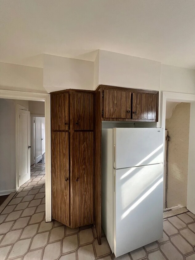 Foto principal - 68-168 Camden Ave