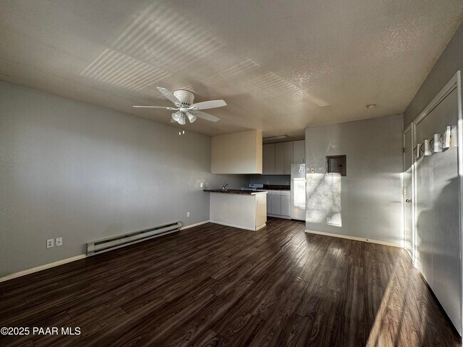 Foto del edificio - 4873 N Judy Ct