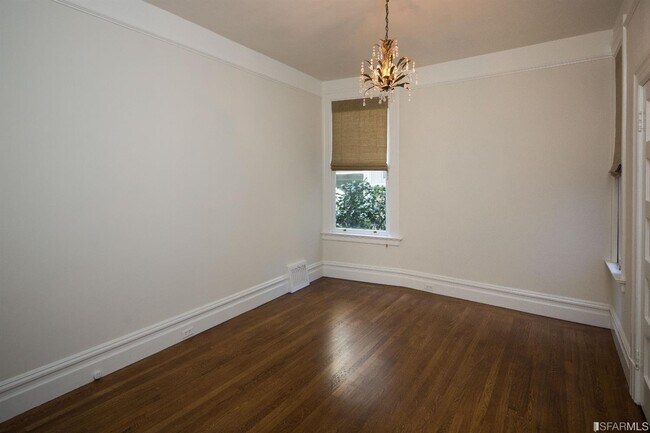 Foto del edificio - 3944 Washington St