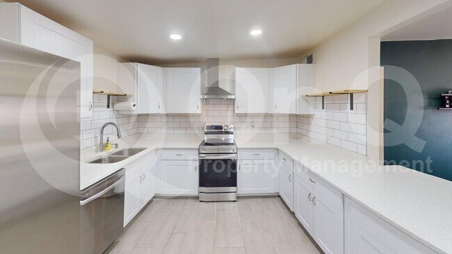 Foto del edificio - 9301 E 29th St