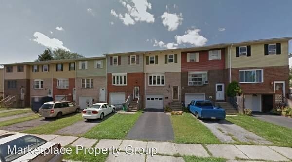 Foto principal - 208 Old Forge Dr