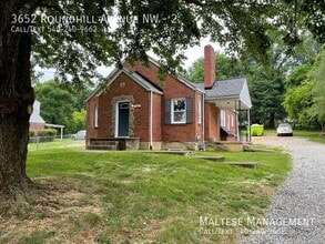 Building Photo - 3652 Roundhill Ave NW