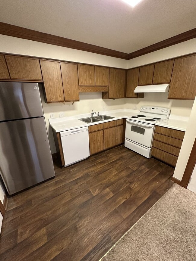 Building Photo - 3535 Ivy Commons Dr