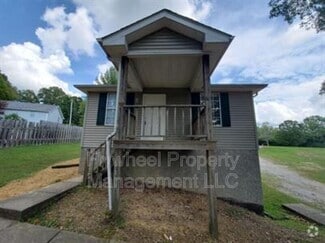 Building Photo - 118A N Poole St