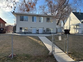 Building Photo - 517 N 900 W