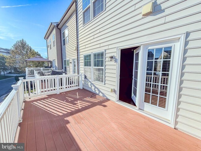 Building Photo - 9445 Virginia Jane Way