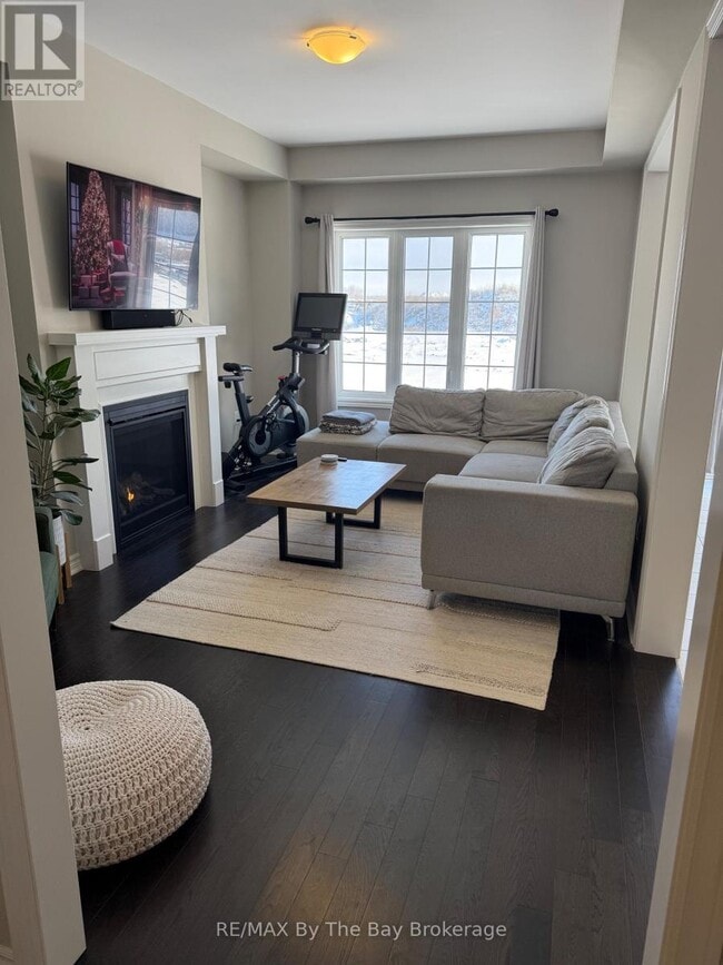 Photo du bâtiment - 286 Springfield Cres