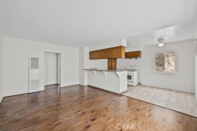 Building Photo - 1601 College View Dr