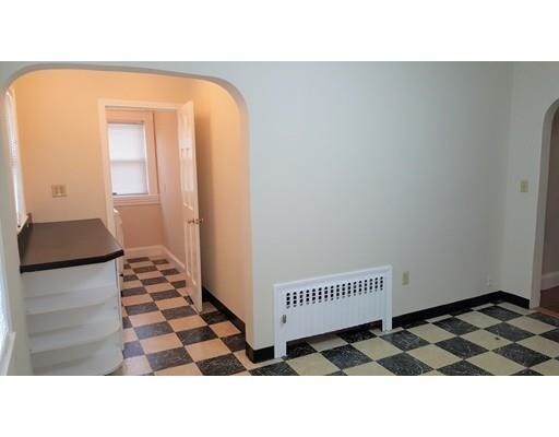 Foto del edificio - 232 Blue Hills Pkwy