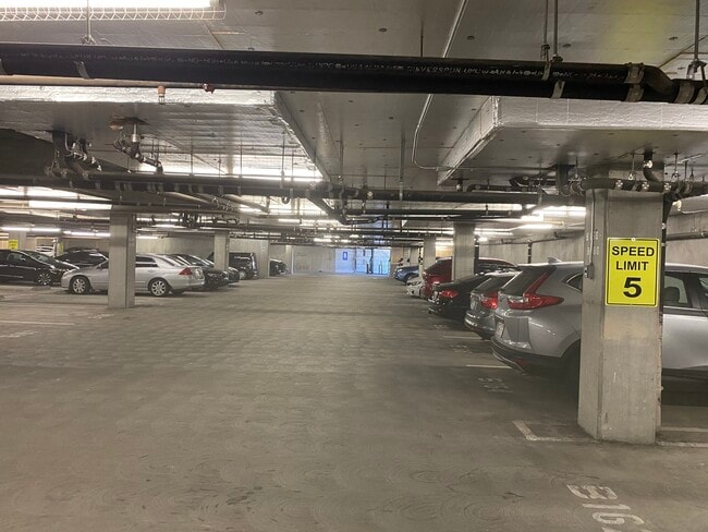 Garage, 1 personal parking spot - 8100 Oceanview Ter