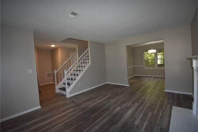 Foto del edificio - 11305 Bramshill Dr