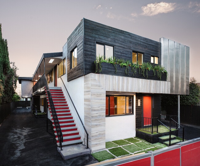 Photo - 1321 W 36th Pl Apartment