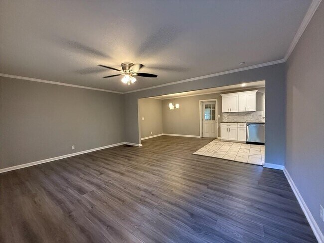 Foto del edificio - 1576 Carolyn Dr SW