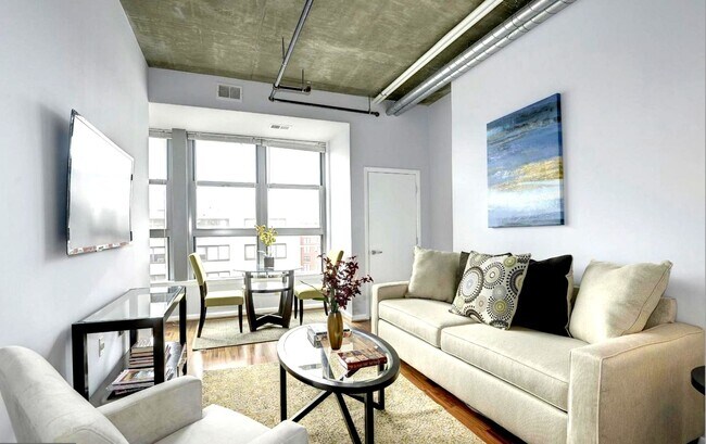 Foto del edificio - Newly Renovated Industrial Loft in Logan Circle!