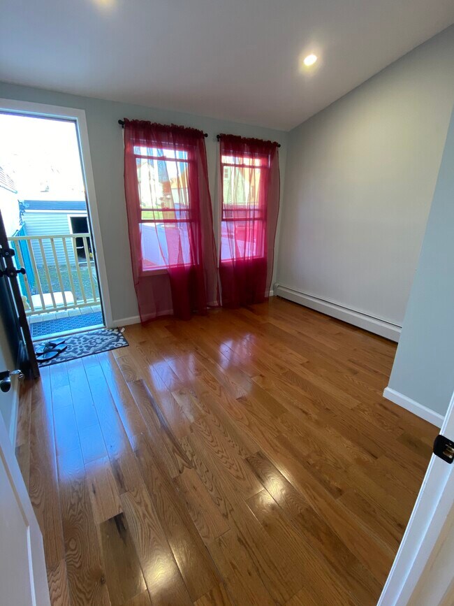 Bedroom - 11429 122nd St
