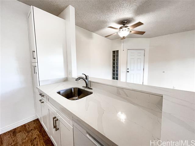 Foto del edificio - 91-289-289 Hanapouli Cir