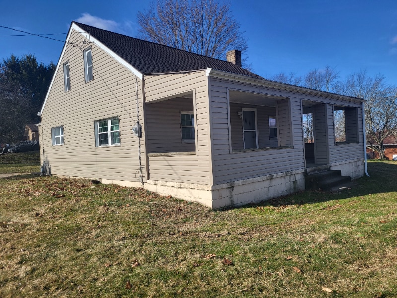 7000 Pennsylvania Ave, Finleyville, PA 15332 House Rental in