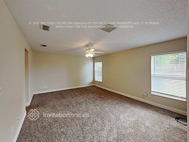 Foto del edificio - 1404 Windy Bluff Dr