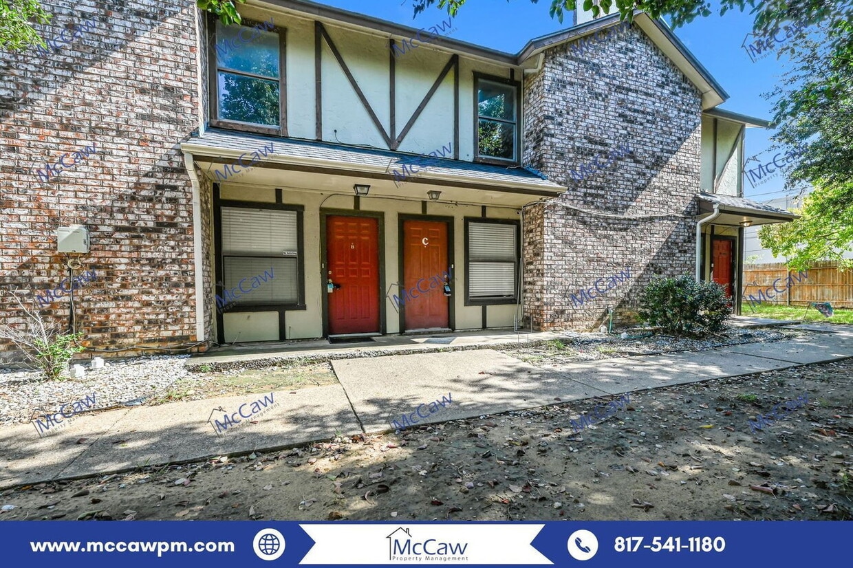 Photo - 800 Bluebonnet Dr