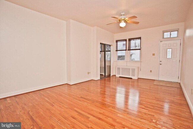 Building Photo - 3704 Stanton St