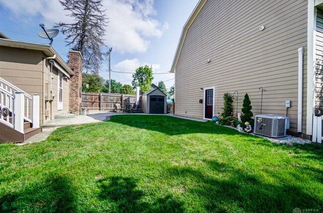 Foto del edificio - 210 S Main St