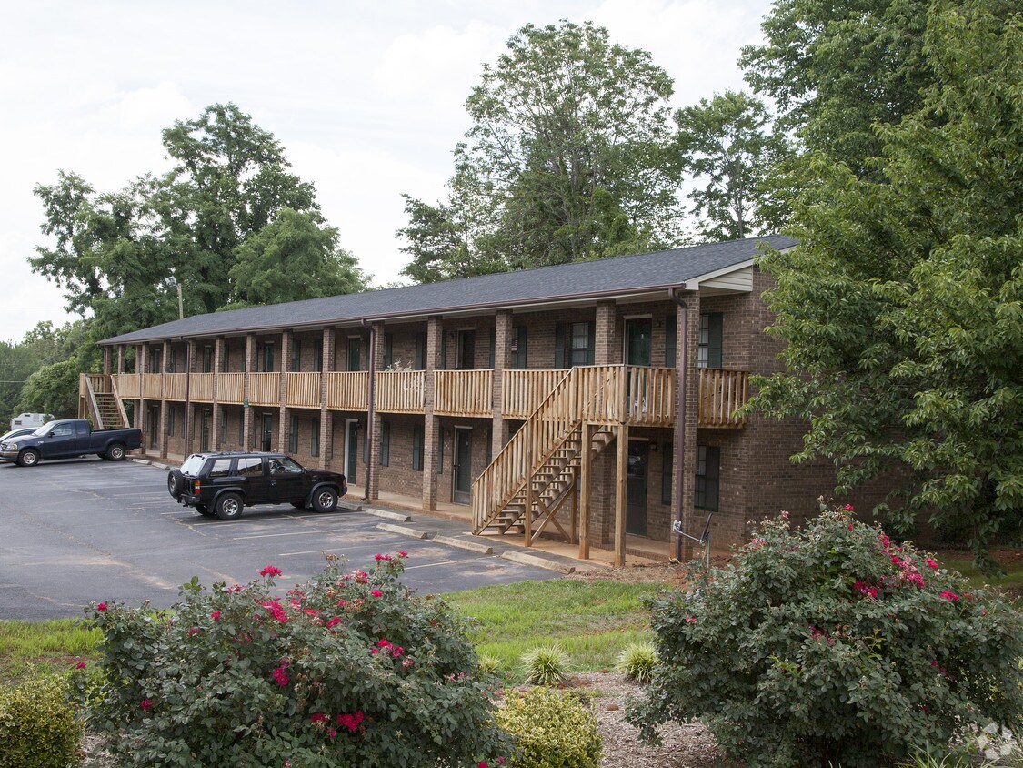 Building Photo - 101 Penner St