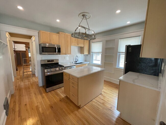 Foto del edificio - 1819 N 51st St