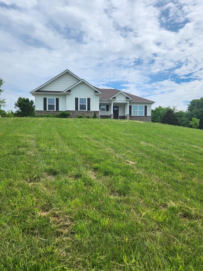 Building Photo - Welcome Home