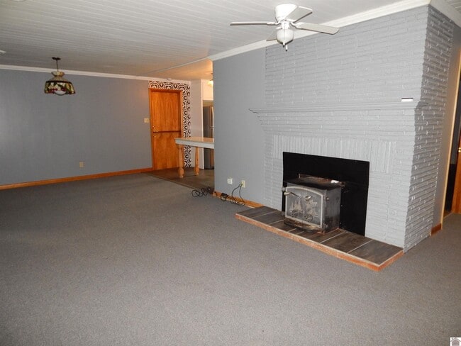 Building Photo - 2216 Dyke Rd