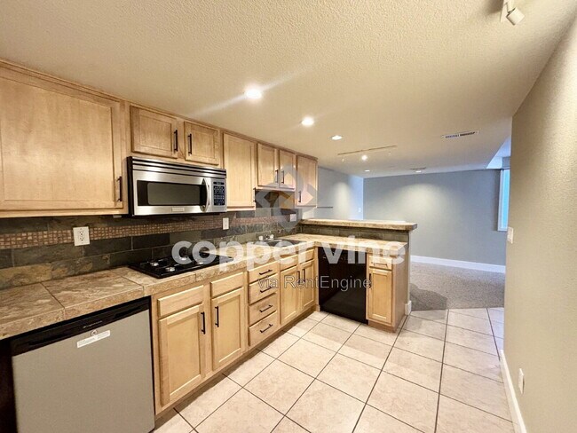 Building Photo - 11230 Irving Dr