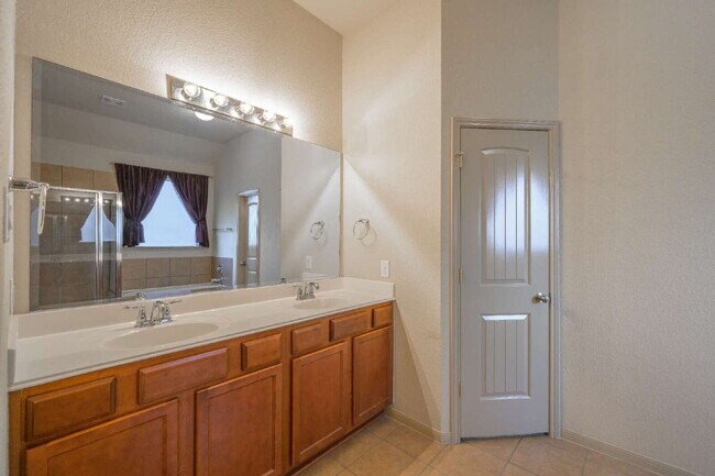 Foto del edificio - Charming home in Pearland!
