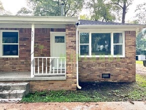 Building Photo - 3304 Margrave Rd