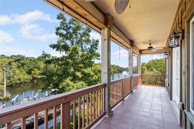 Building Photo - 311 Magnolia Ave