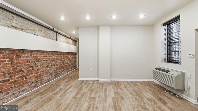 Foto del edificio - 1450 Harvard St NW