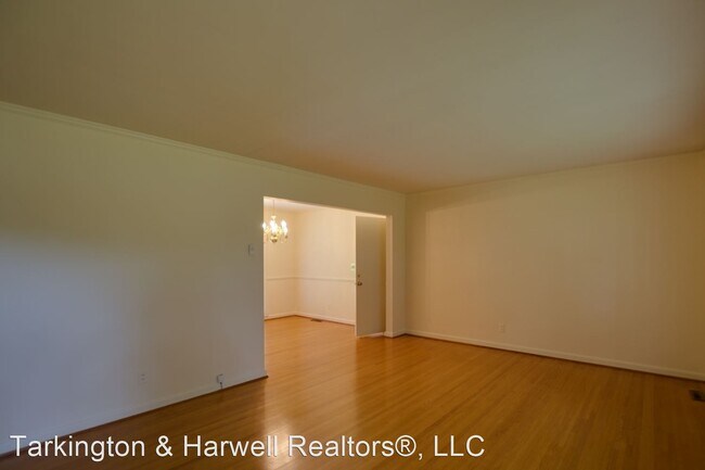 Foto del edificio - 3 br, 1 bath House - 6729 Fleetwood Dr.