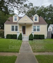 Building Photo - 9421 Phillip Ave