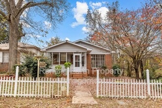 Building Photo - 2005 Snavely Ave SW