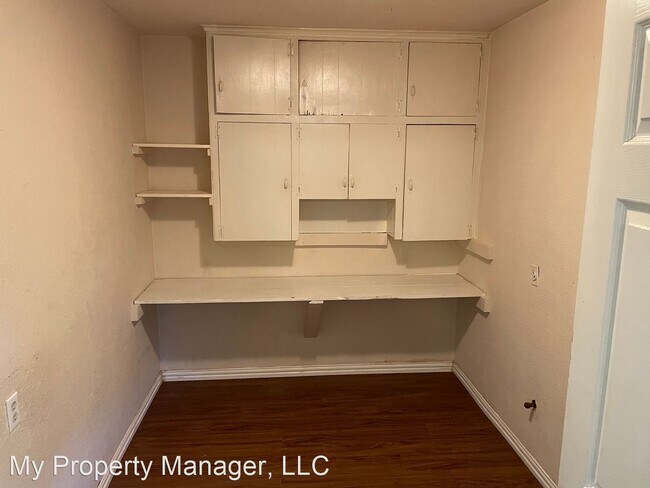 Foto del edificio - 4 br, 1.5 bath House - 9633 Fairlawn Court