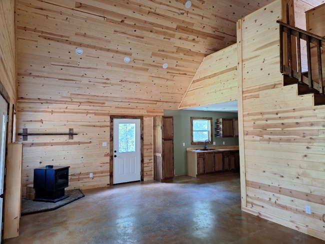 Building Photo - 434 Big Creek Rd