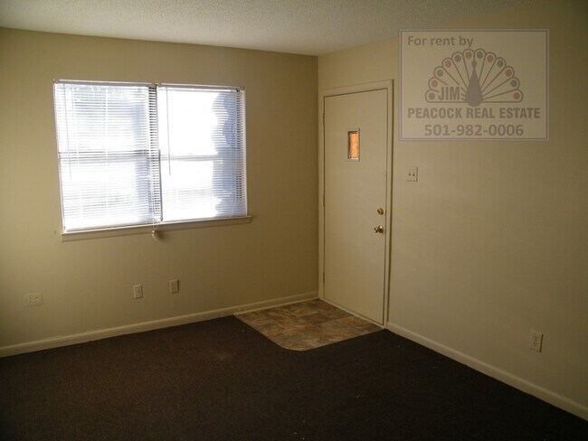 Building Photo - 309 Bellevue Cir