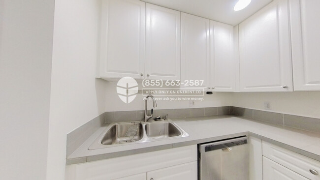 Foto del edificio - 321 10th Ave S