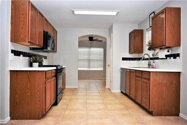 Building Photo - 3715 Julianas Way
