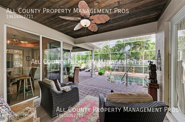 Foto del edificio - University Place, 3 Car Garage, Gated Comm...