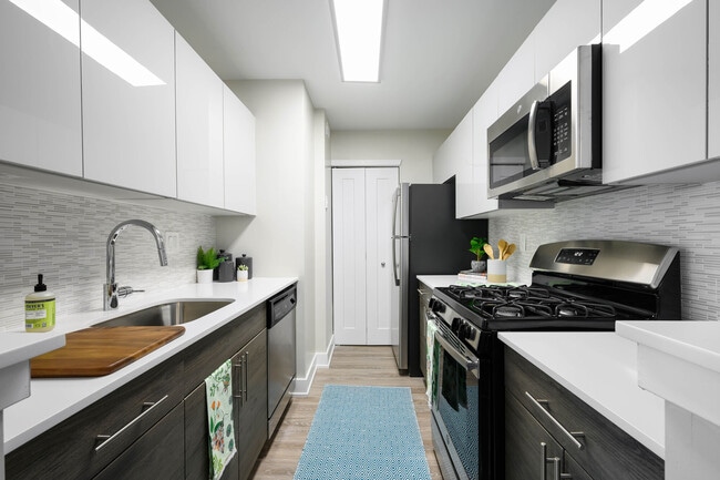 Building Photo - Regency Towers Apartments