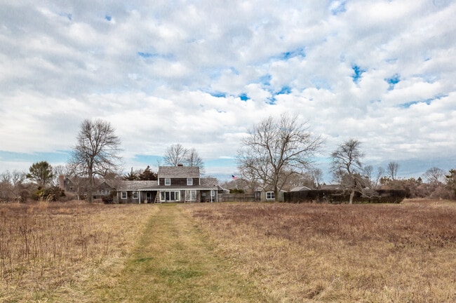 Building Photo - 163 Bridge Ln