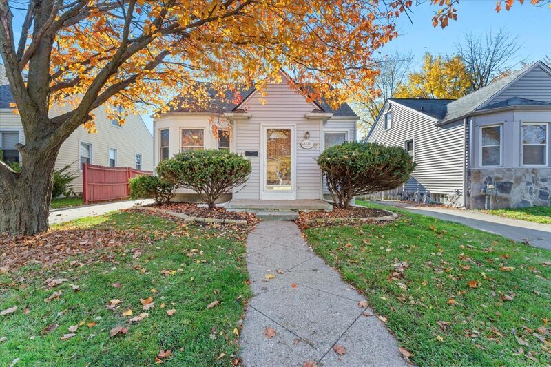 1771 Dee St, Wyandotte, MI 48192 House Rental in Wyandotte, MI