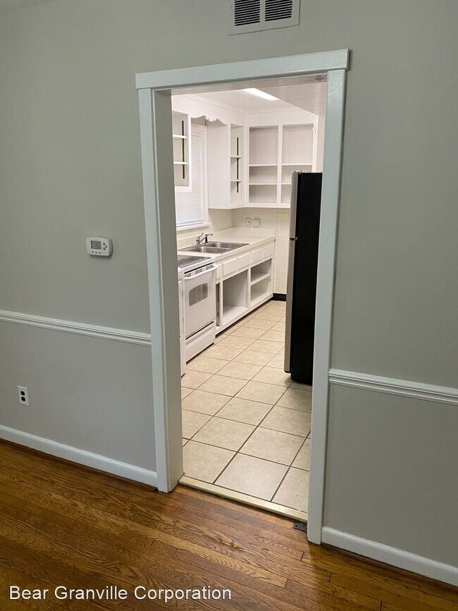 Foto del edificio - 3 br, 1.5 bath House - 4015 W Grace St
