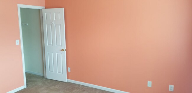 Foto del edificio - 165 Shiver Blvd